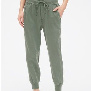 Gap joggers